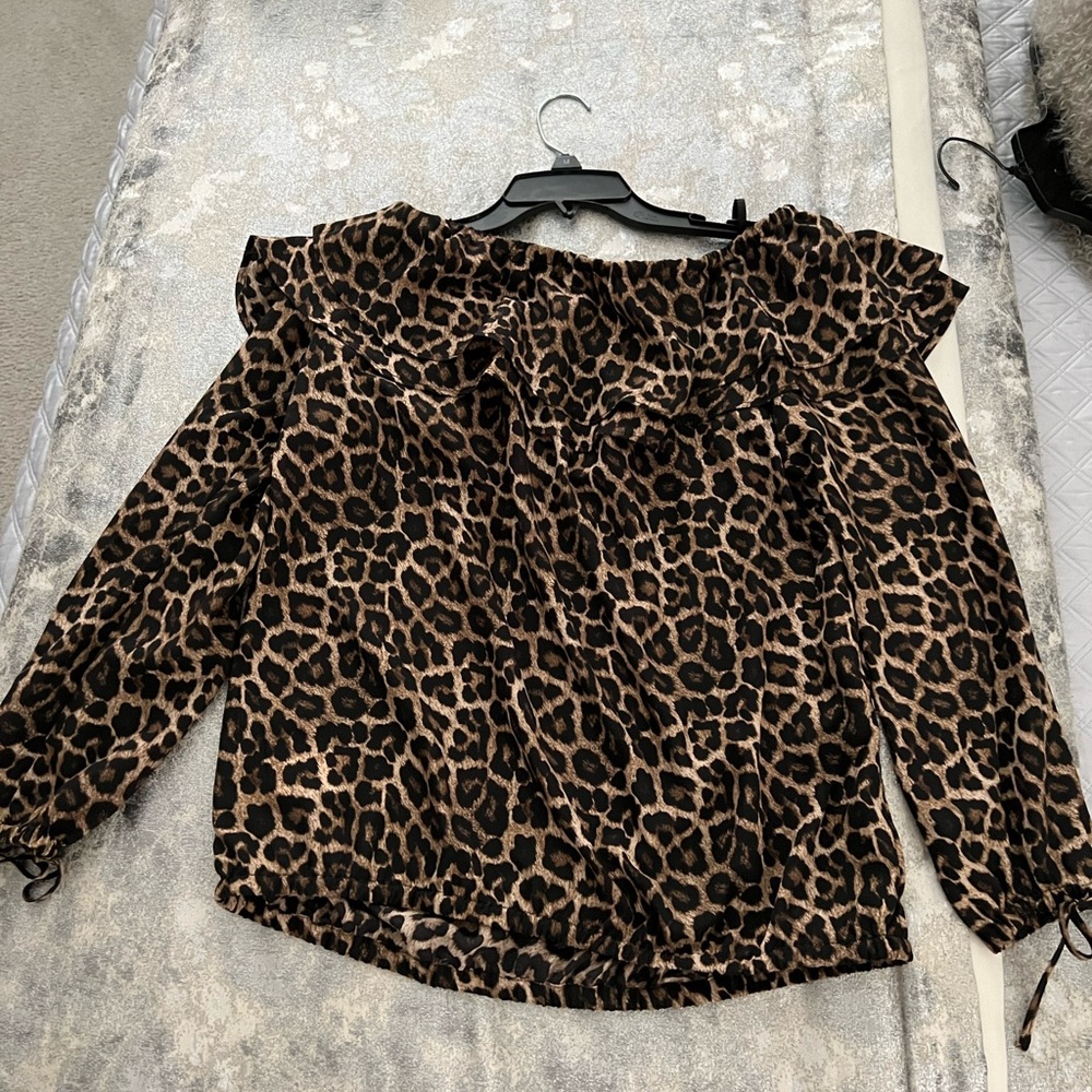 Blouse - Picture 2 of 2